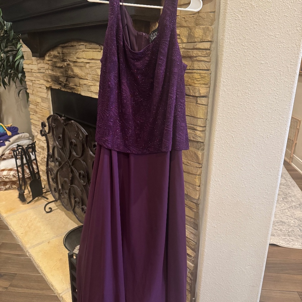 Alex Evening Formal Dress